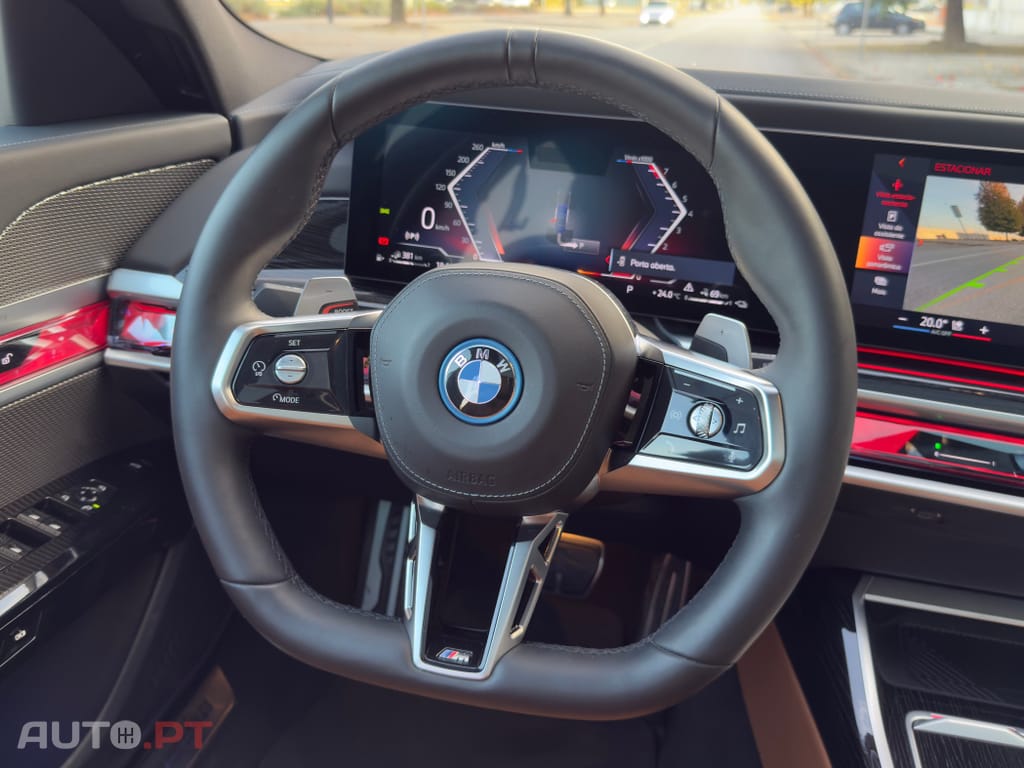 BMW 750 e xDrive Pack-M Pro