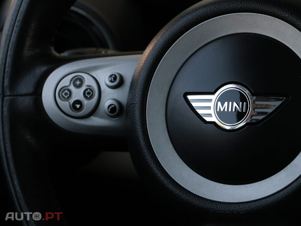 MINI Cooper Cooper D