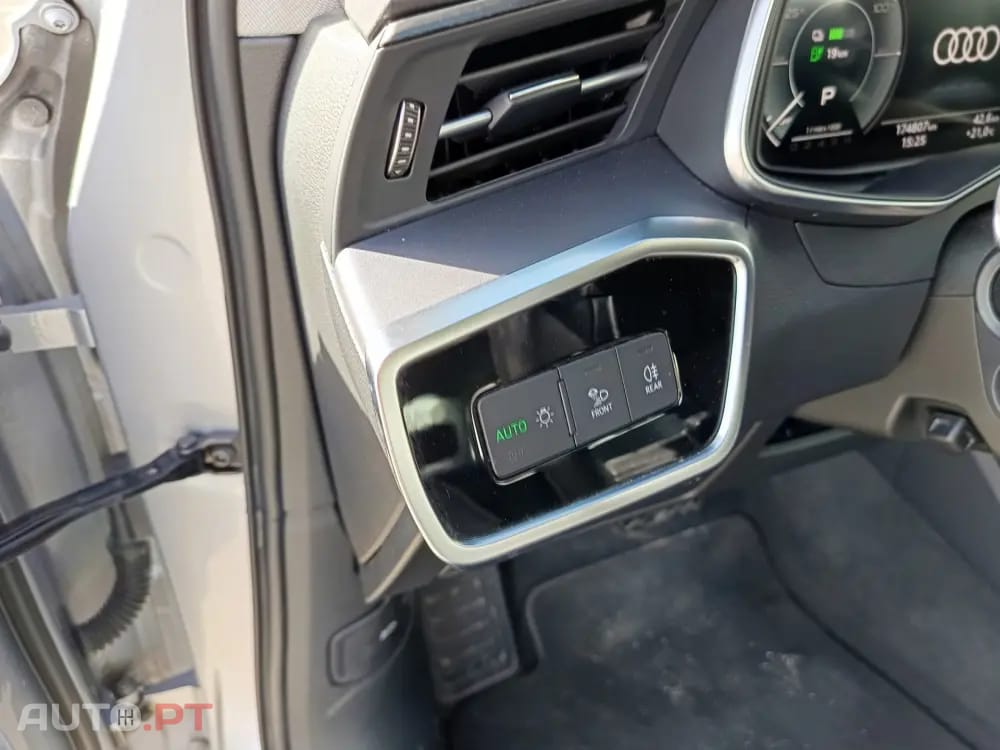 Audi A6 50 TFSI e quattro S tronic design