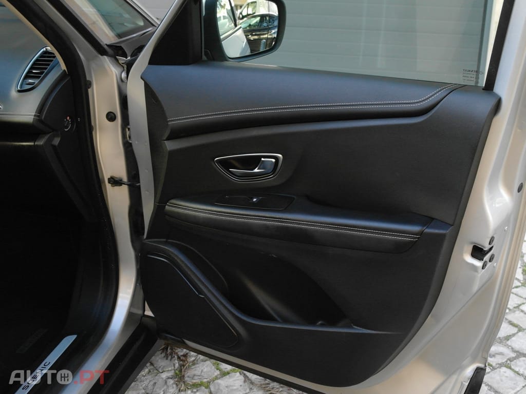 Renault Grand Scénic 1.6 dCi Intens SS