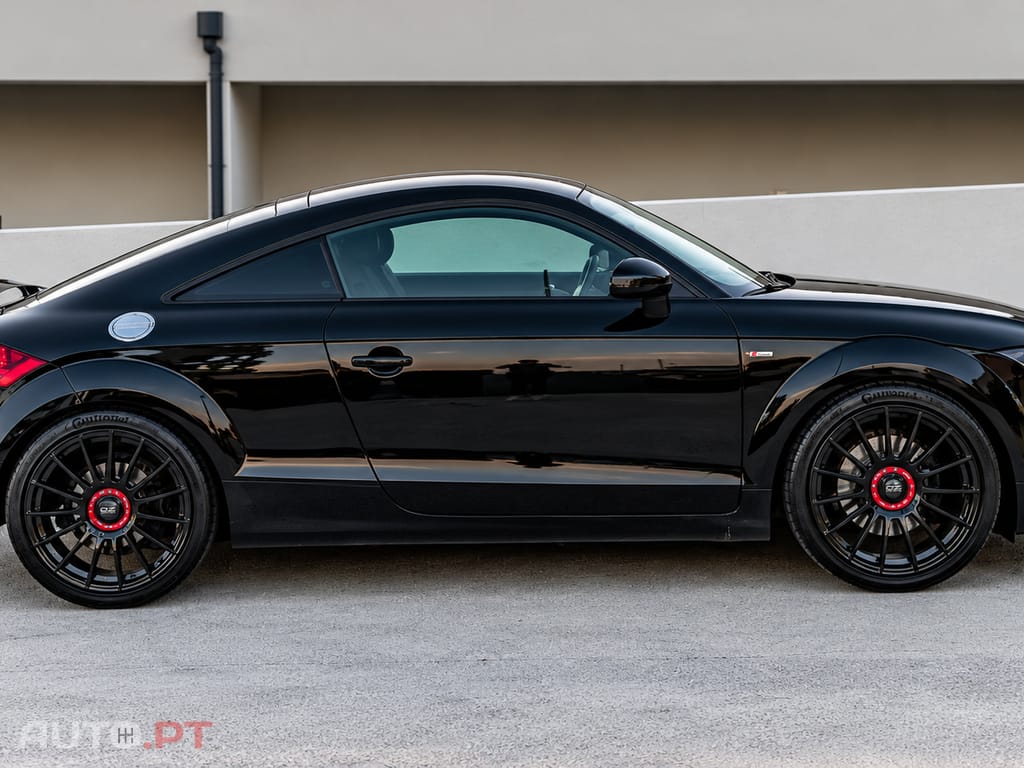 Audi TT 2.0 TFSI S-tronic s-line