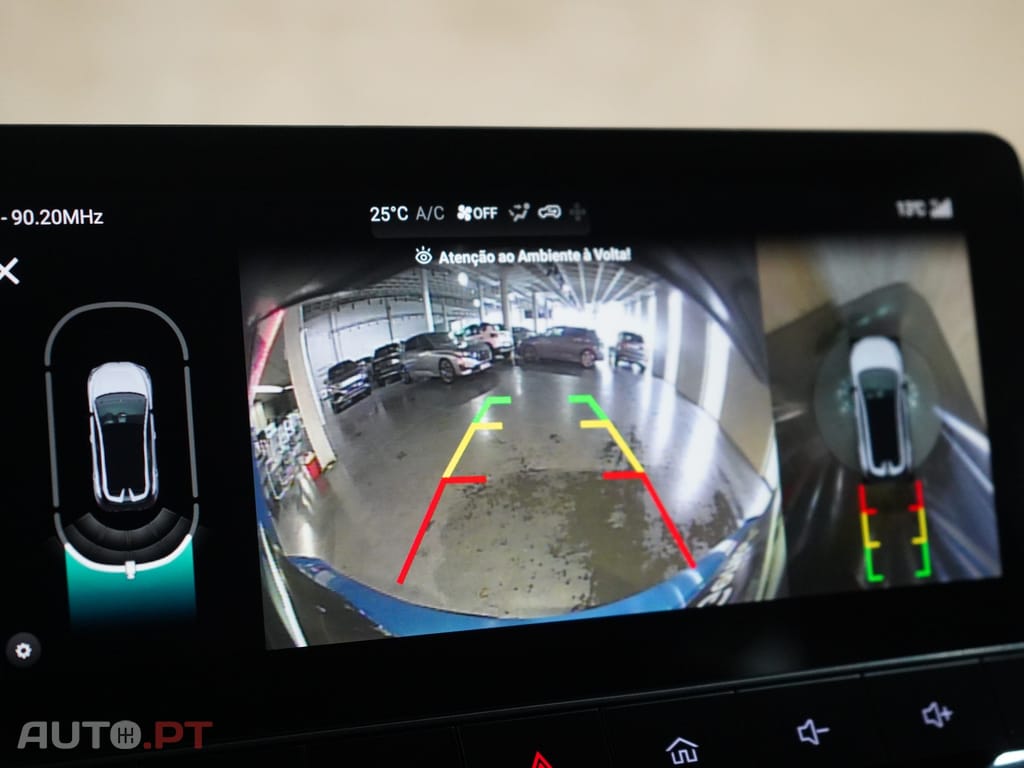 MG MG4 64 kWh Luxury