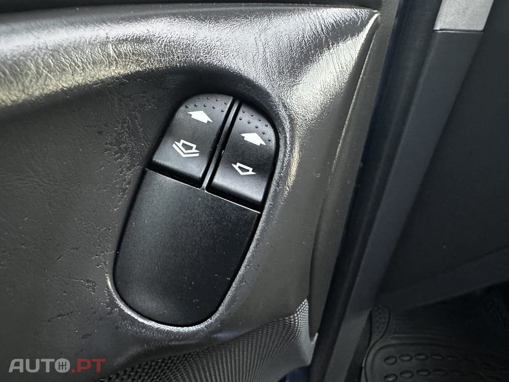 Ford Focus 1.8 TDdi Ghia