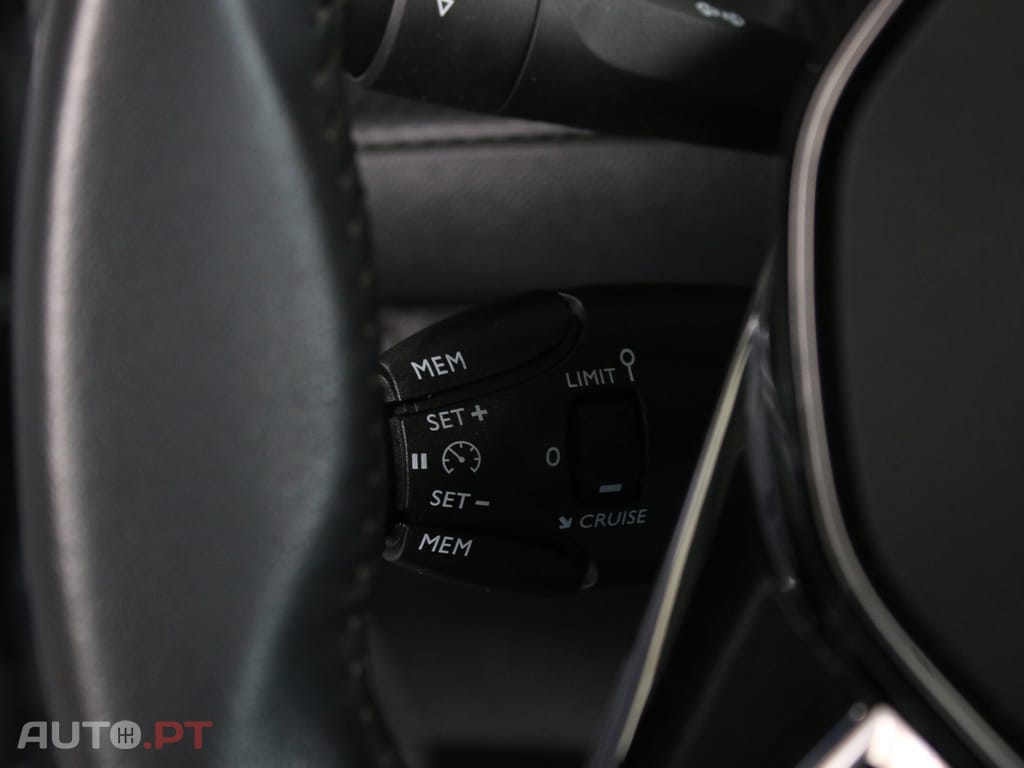 Peugeot E-208 50 kWh Active Pack