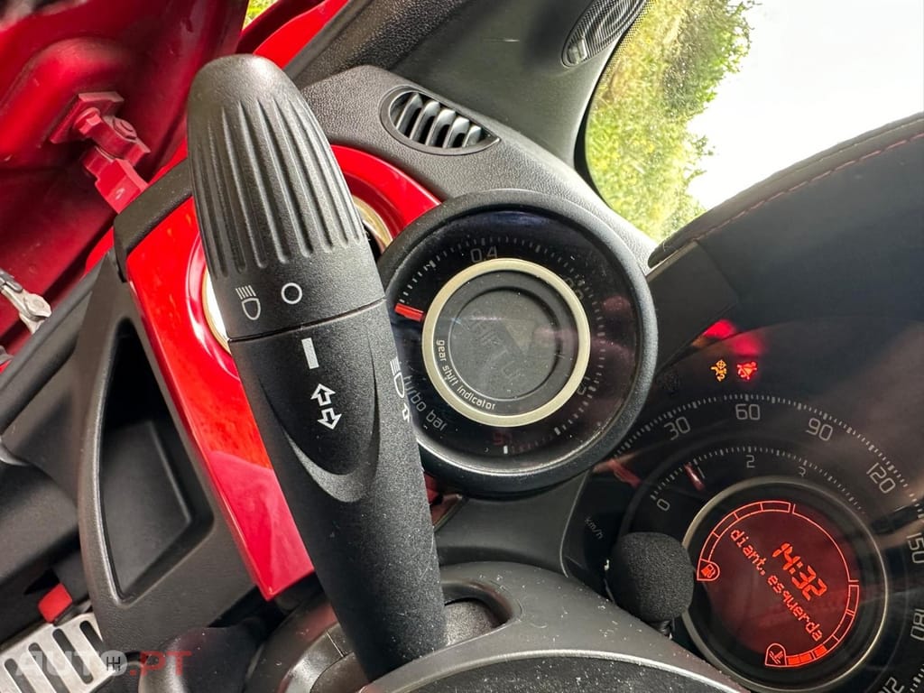 Abarth 500 1.4 T-Jet Competizione