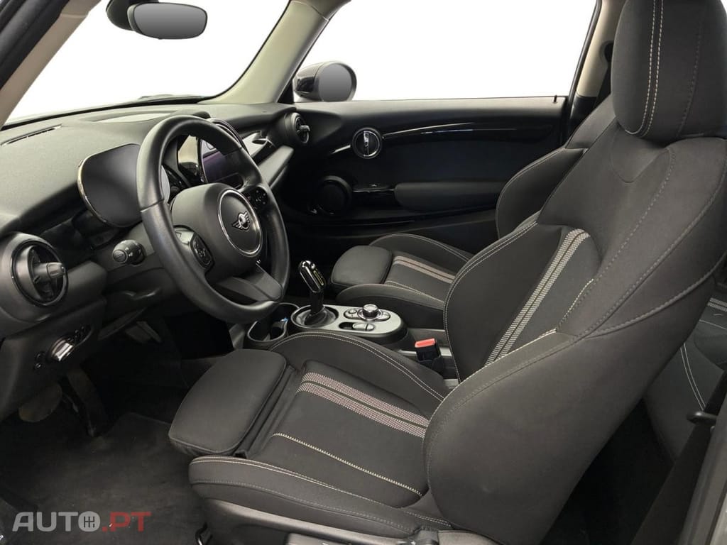 MINI Electric Cooper SE Essential