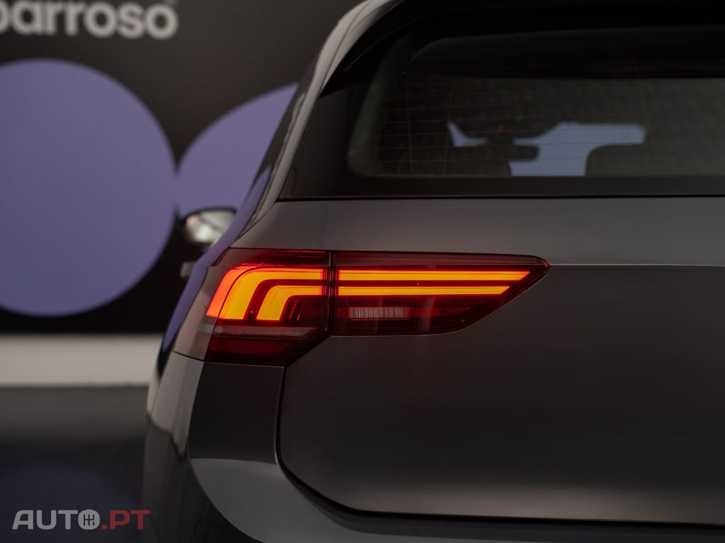 Volkswagen Golf 1.5 TSI e-Hybrid Life DSG