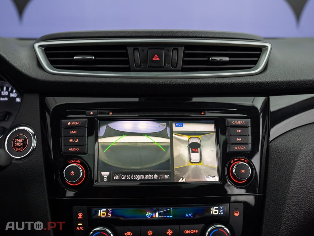 Nissan Qashqai 1.5 dCi N-Connecta