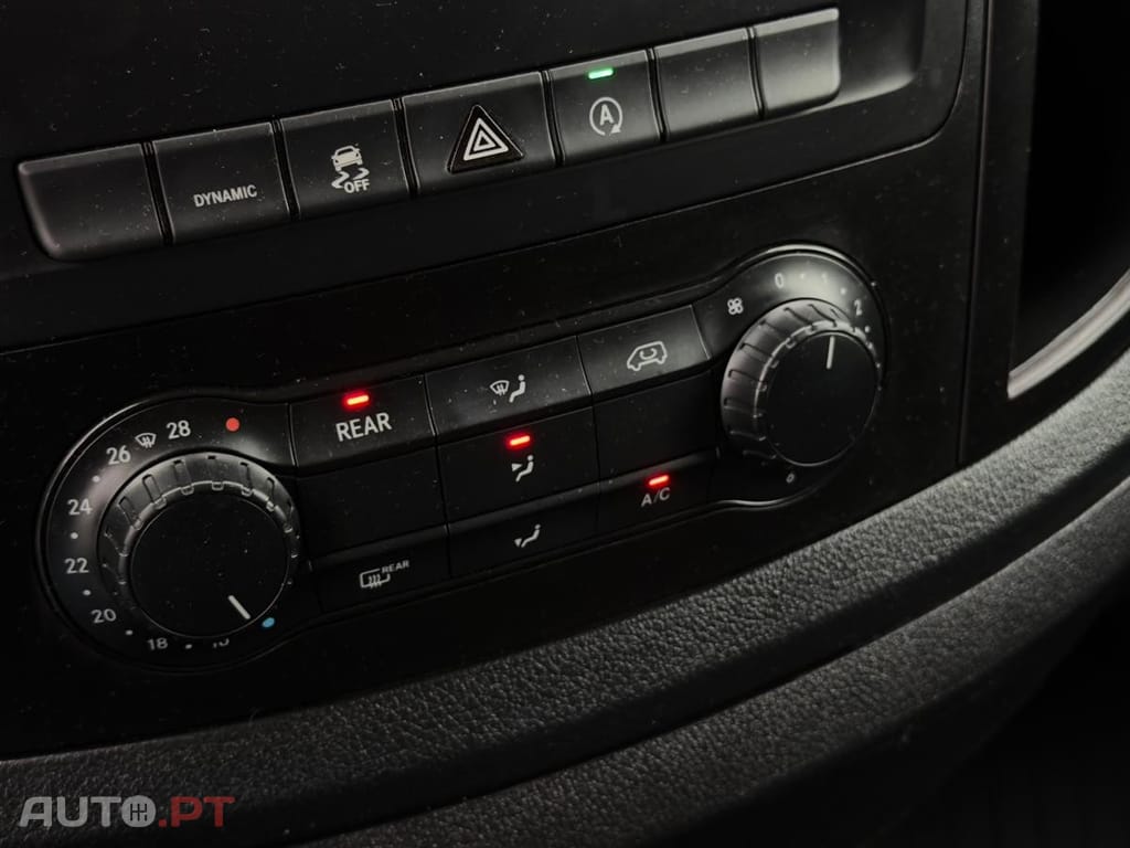 Mercedes-Benz Vito 9 LUGARES