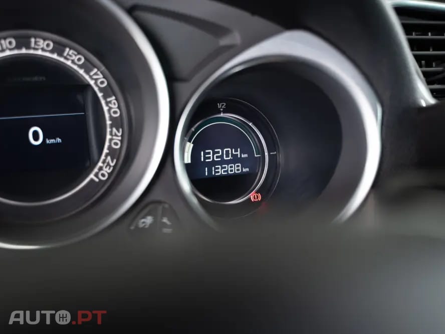 Citroen DS4 1.6 e-HDi So Chic CMP6