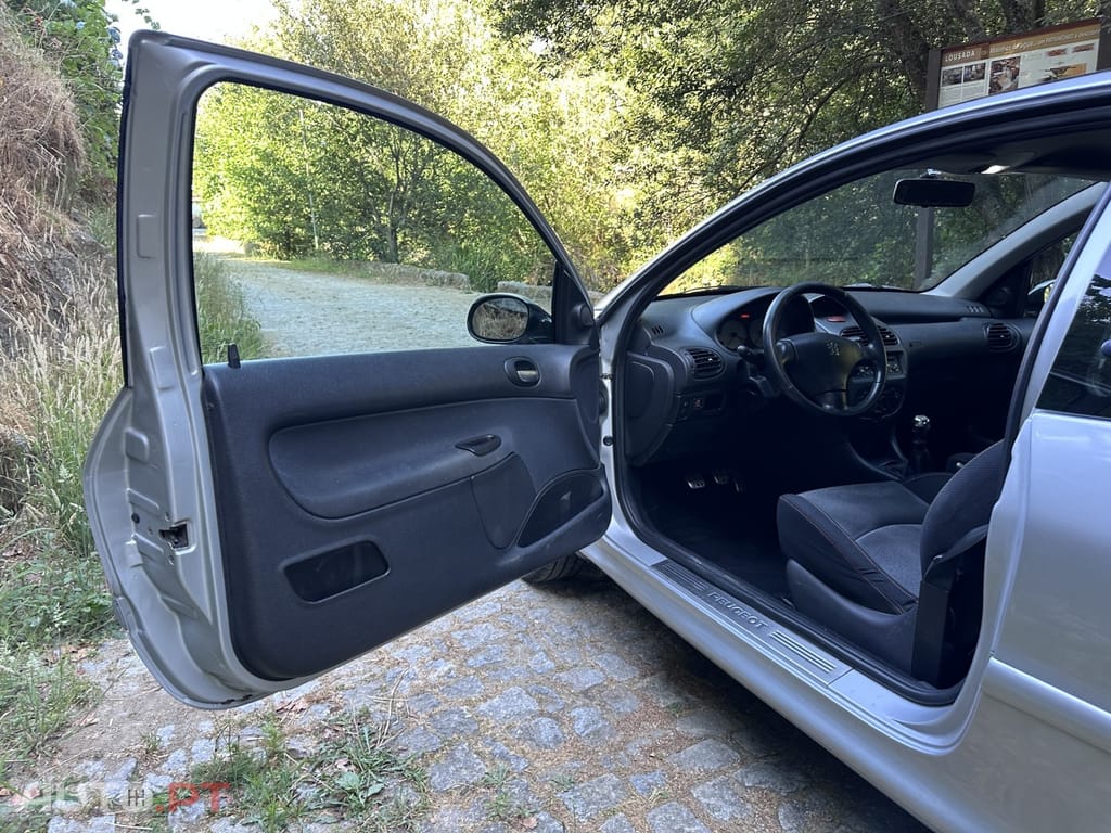 Peugeot 206 1.6 HDi XS