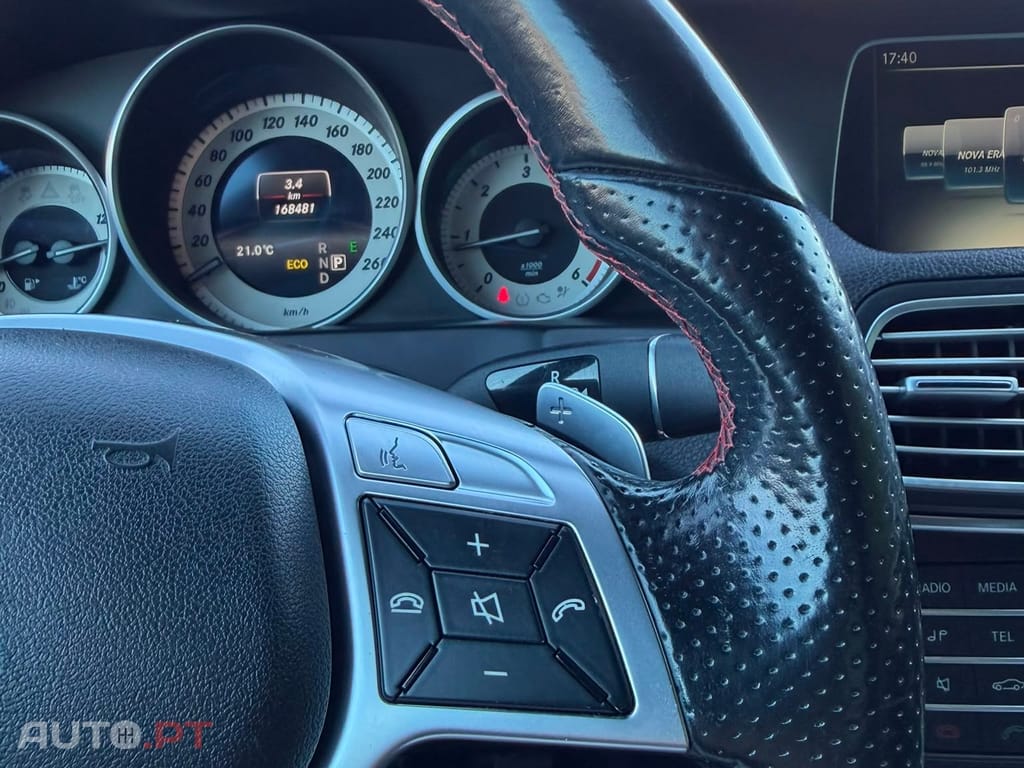 Mercedes-Benz E 220 BlueTEC Auto