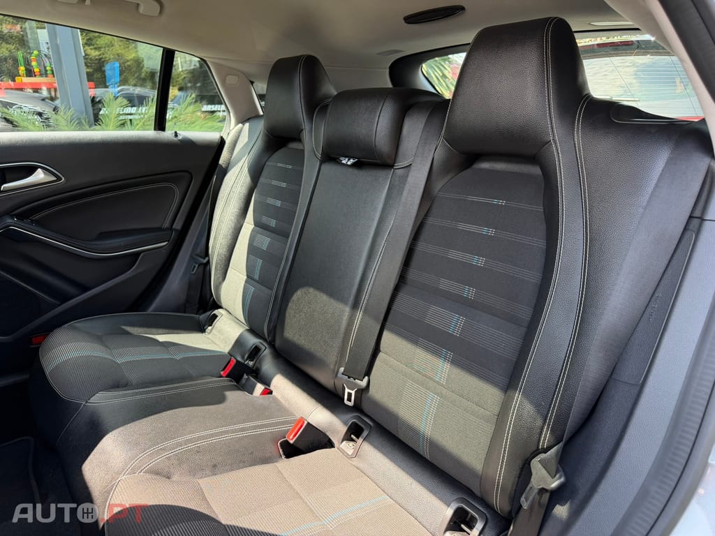 Mercedes-Benz CLA 180 d Shooting Brake Urban