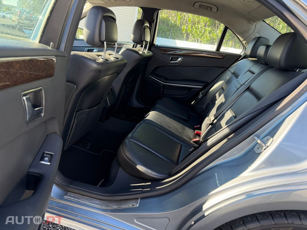 Mercedes-Benz E 220 CDi Avantgarde BlueEf. Auto.