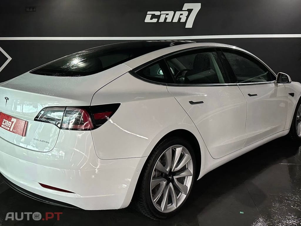 Tesla Model 3 Long Range AWD Dual Motor