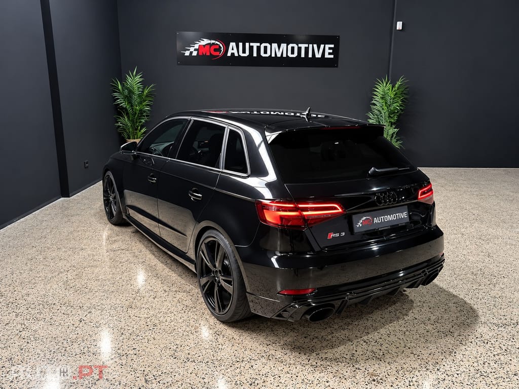 Audi RS3 Sportback 2.5 TFSI quattro S tronic