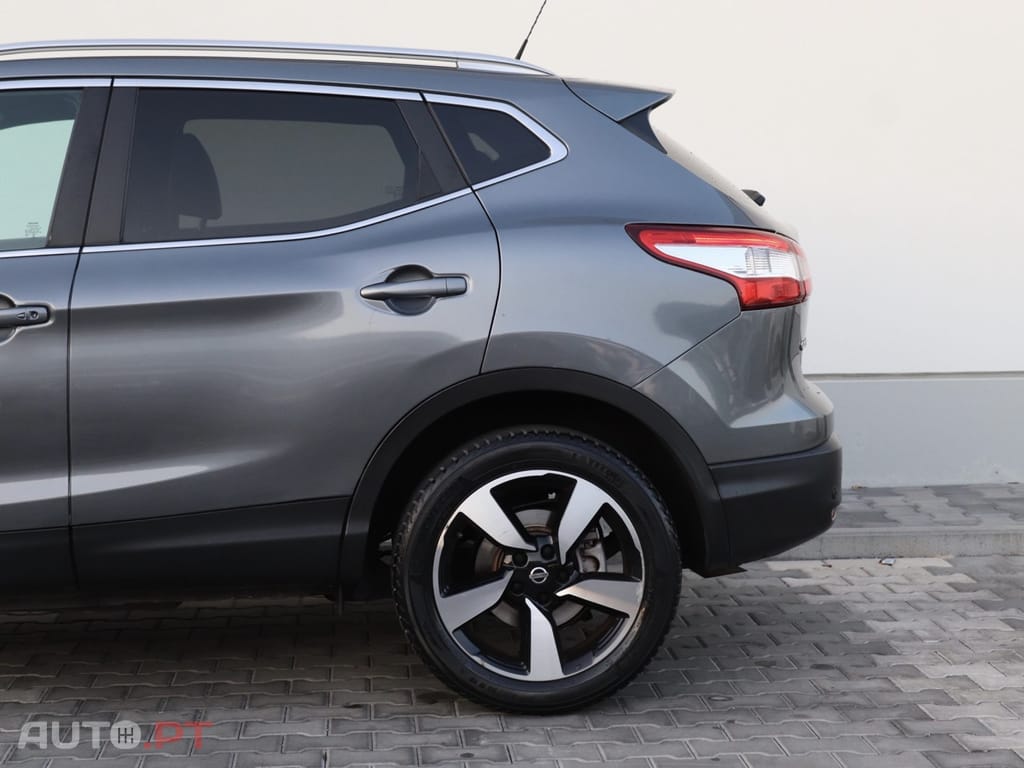 Nissan Qashqai 1.5 dCi Tekna