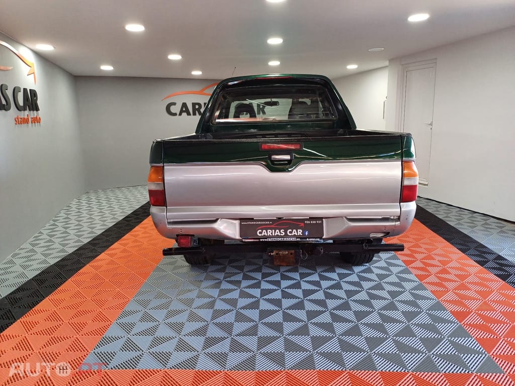 Mitsubishi L200 2.5 TD Club 3L