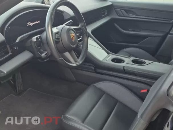 Porsche Taycan 4S