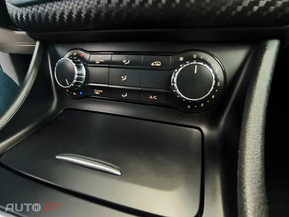 Mercedes-Benz A 180 (BlueEFFICIENCY) AMG Sport