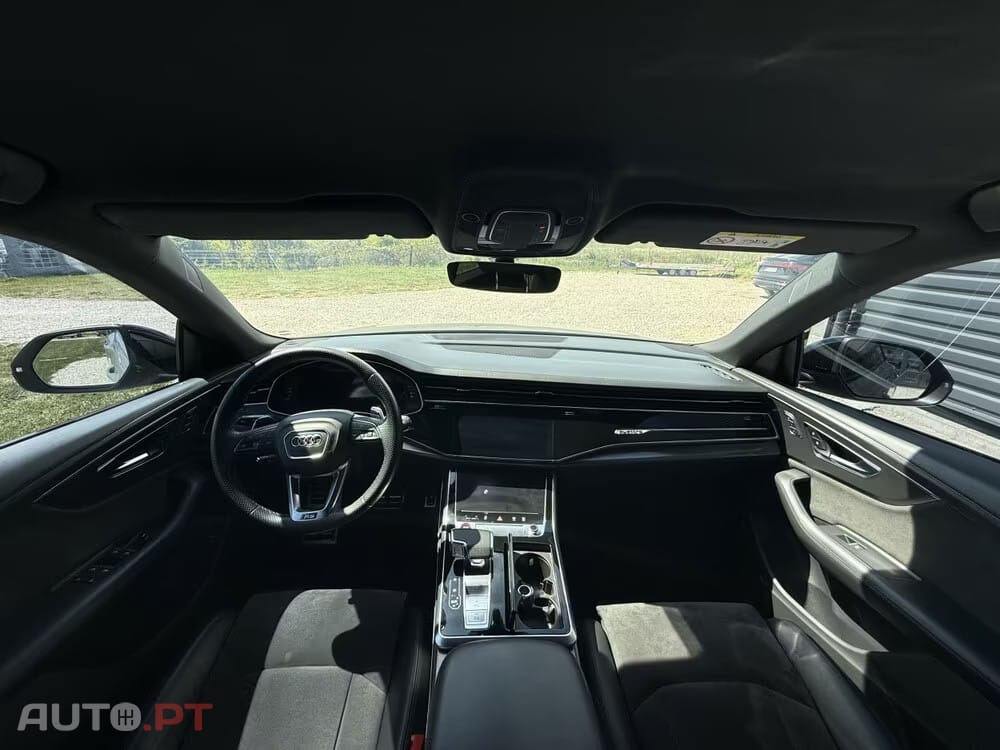 Audi RSQ8 Sport