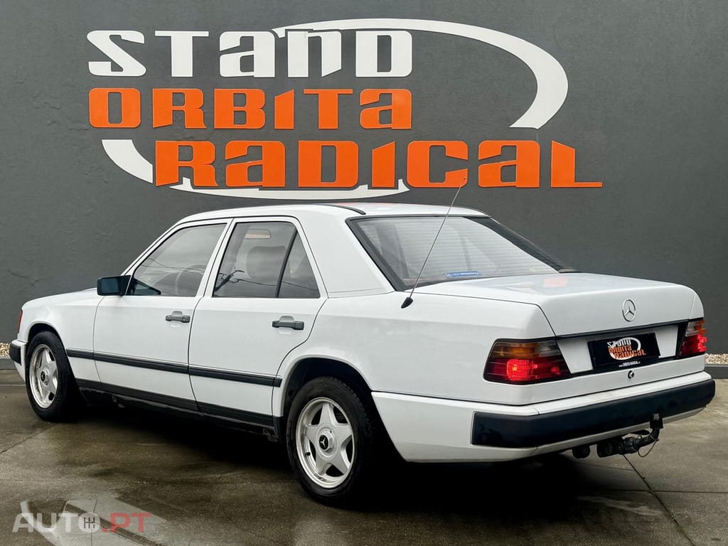 Mercedes-Benz E 200 D