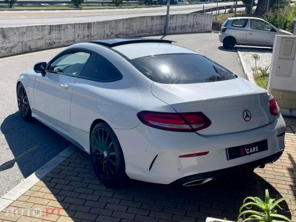 Mercedes-Benz C 220 d 9G-TRONIC AMG Line