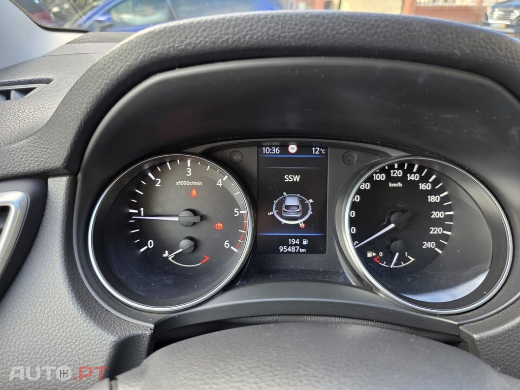Nissan Qashqai 1.5 dCi N-Connecta J18