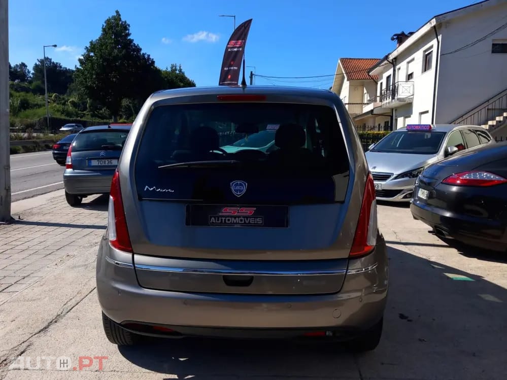 Lancia Musa 1.3 16V M-jet Platino S&S