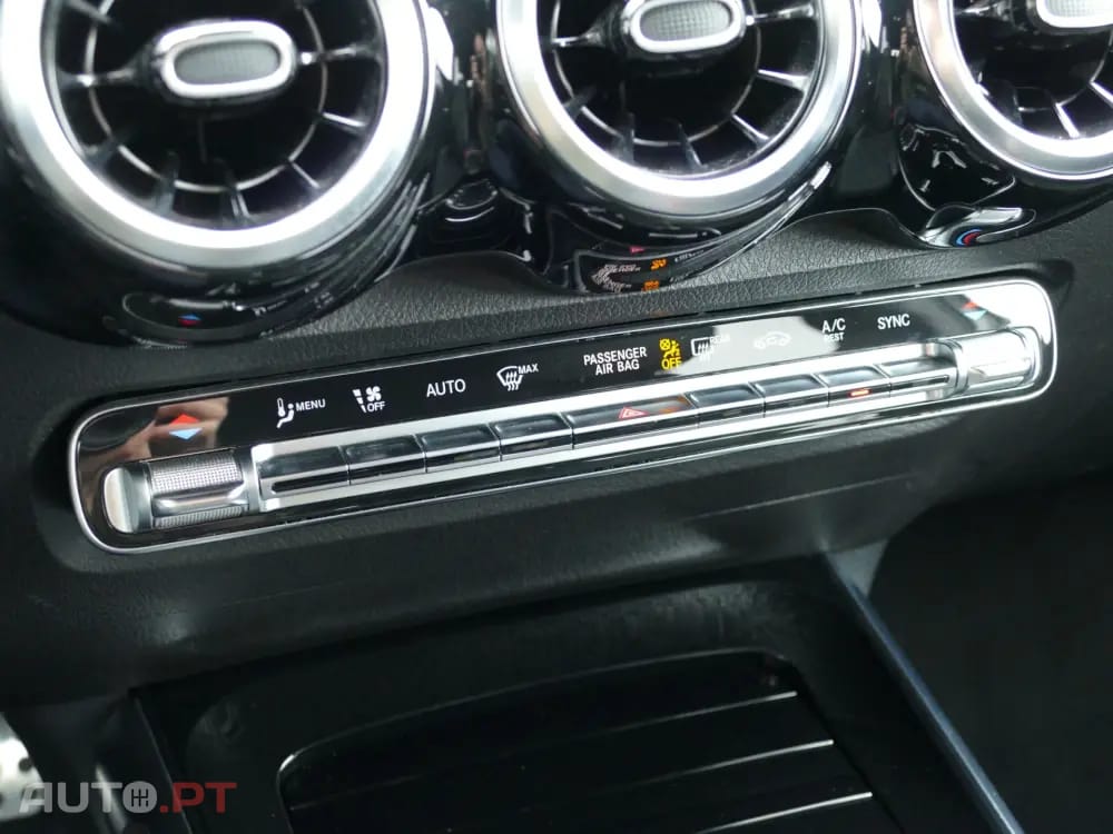 Mercedes-Benz GLB 180 d AMG Line