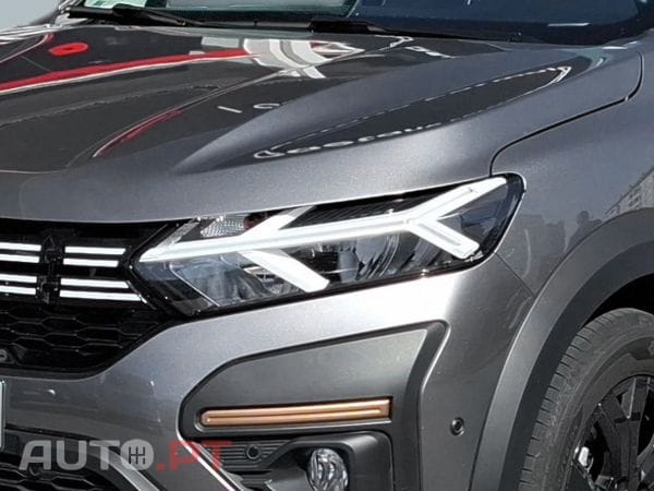 Dacia Jogger ECO-G 100 Bi-Fuel Extreme+ 7 lugares