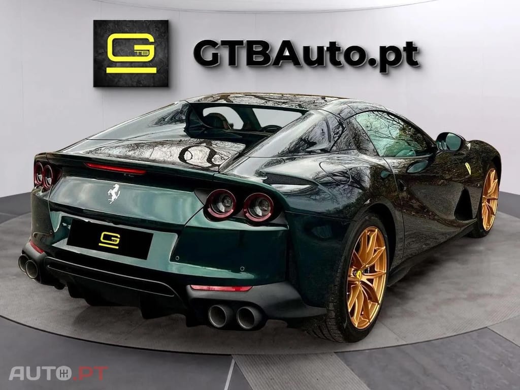 Ferrari 812 Spider 