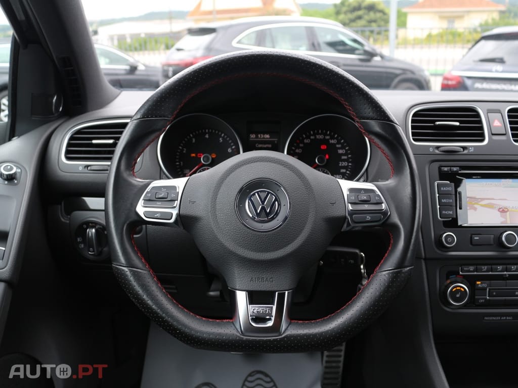 Volkswagen Golf VI 2.0 GTi