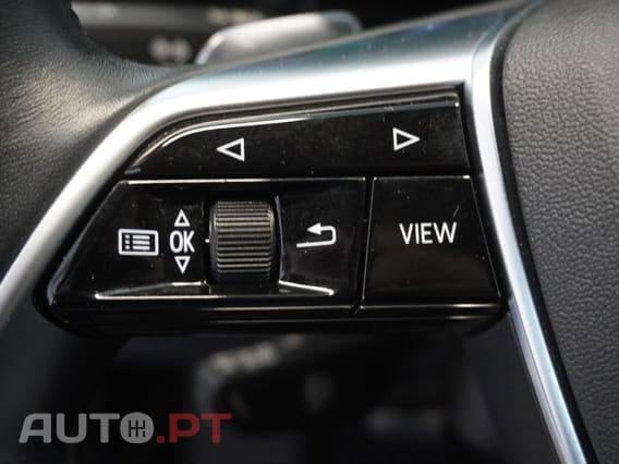 Audi E-Tron I.V.A DEDUTÍVEL 55 Quattro