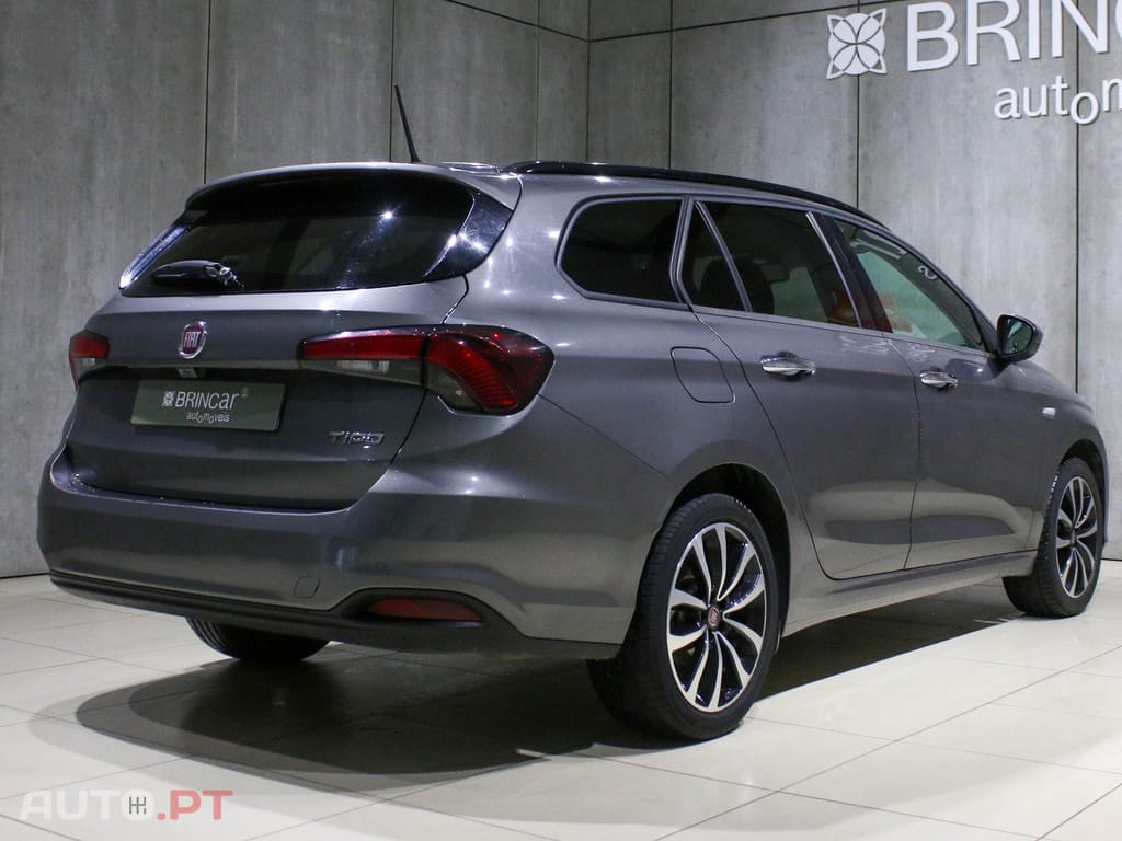 Fiat Tipo 1.3 M-Jet Lounge Tech