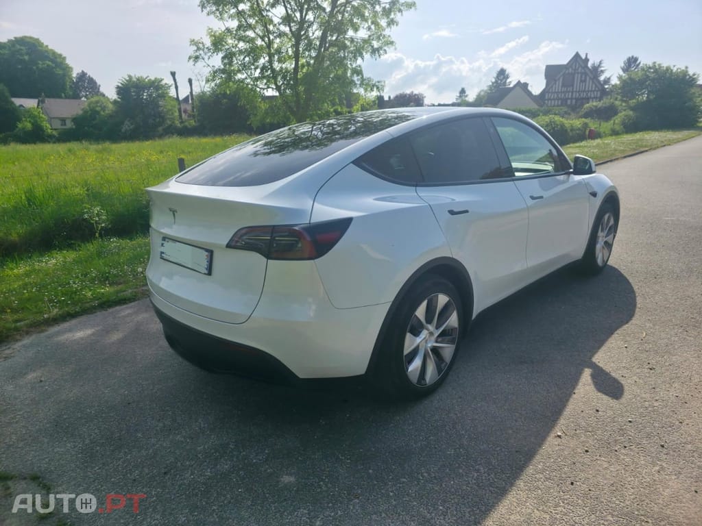 Tesla Model Y Tração Traseira