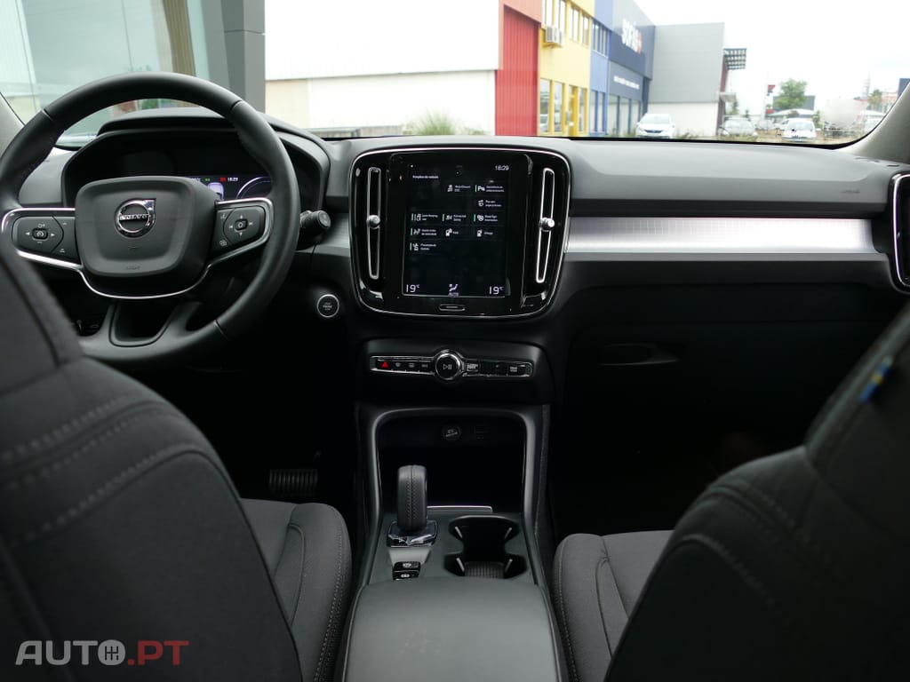 Volvo XC40 1.5 T4 PHEV Inscription Expression