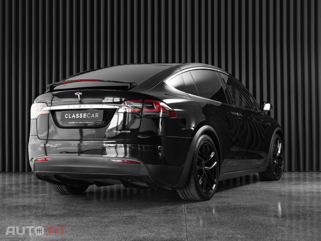 Tesla Model X Ludicrous Performance