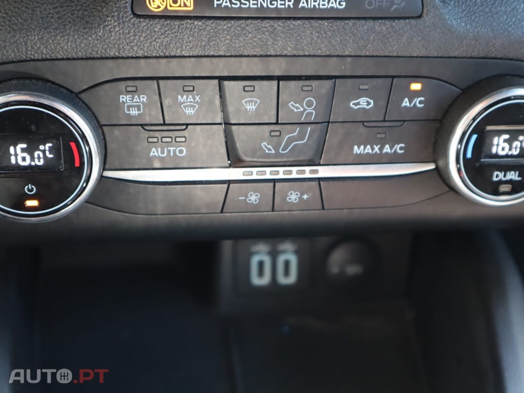 Ford Focus 1.0 EcoBoost MHEV ST-Line