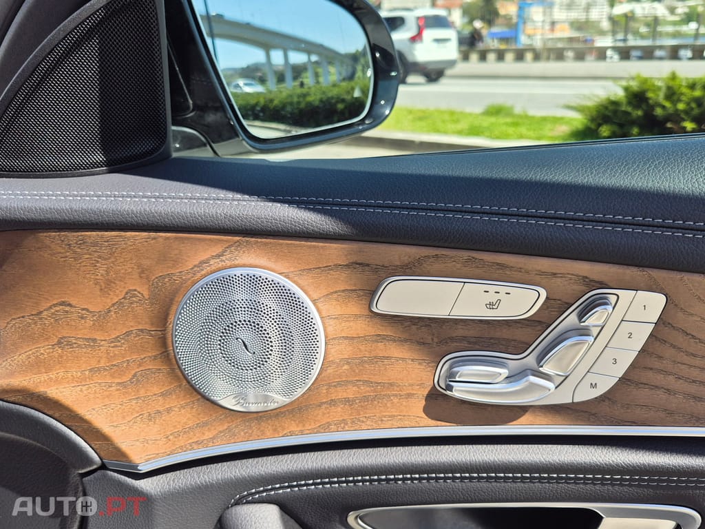 Mercedes-Benz E 300 AMG Line