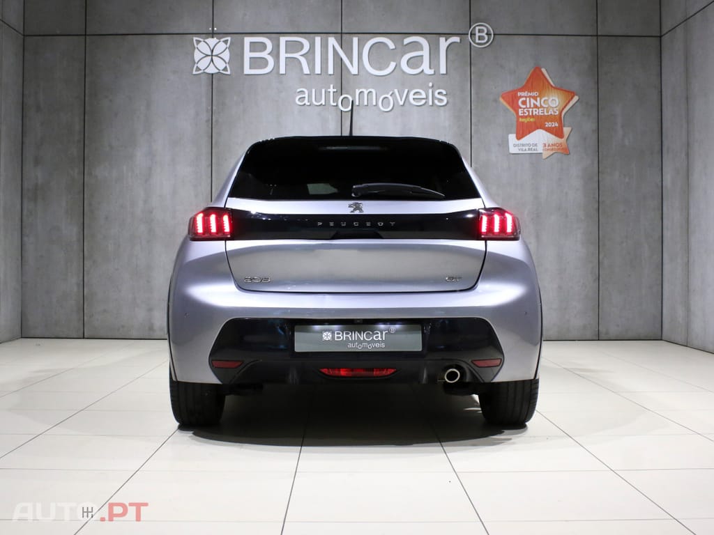 Peugeot 208 1.2 PureTech GT EAT8