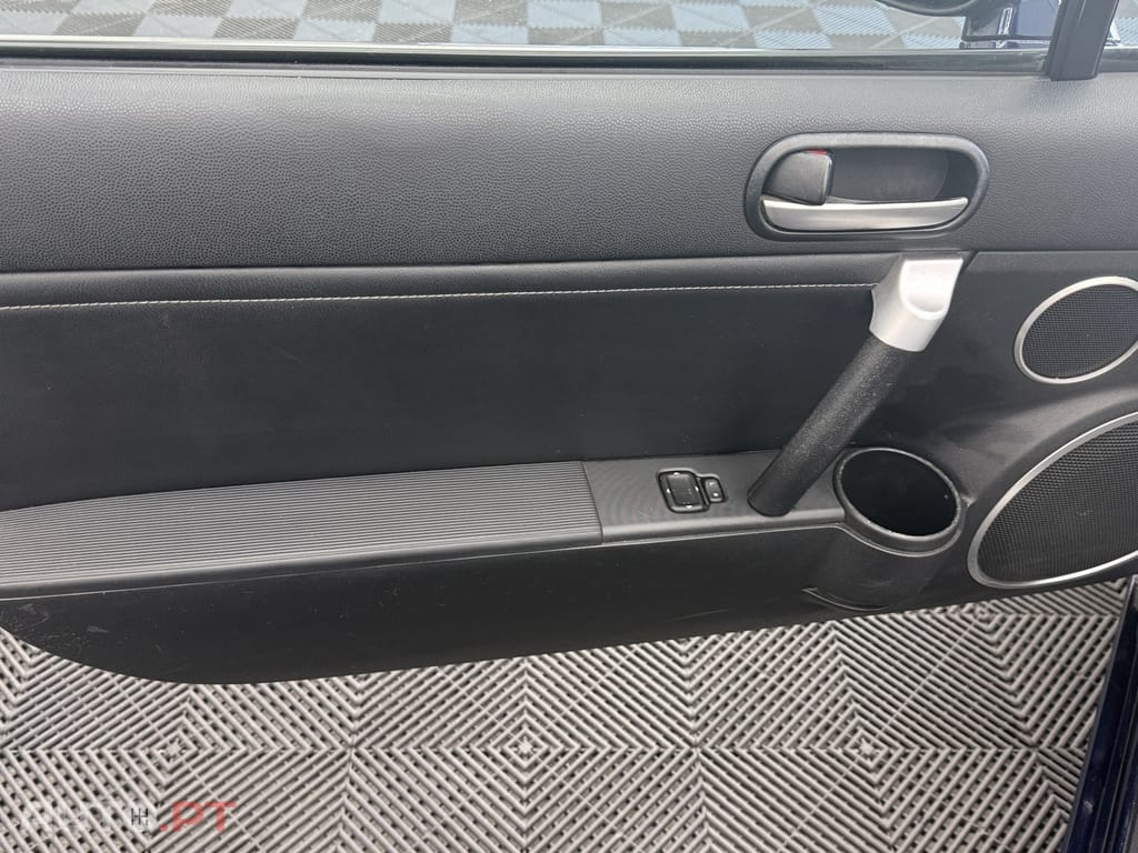 Mazda MX-5 MZR 1.8 Exclusive Plus R.C.