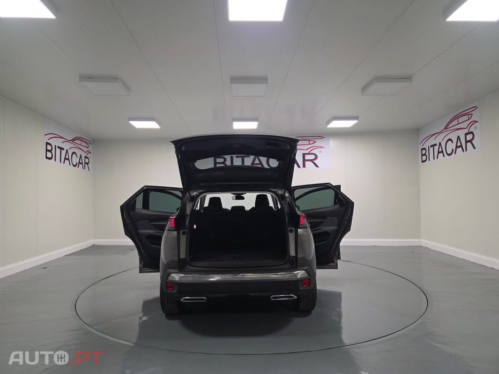 Peugeot 3008 1.5 BlueHDi Active