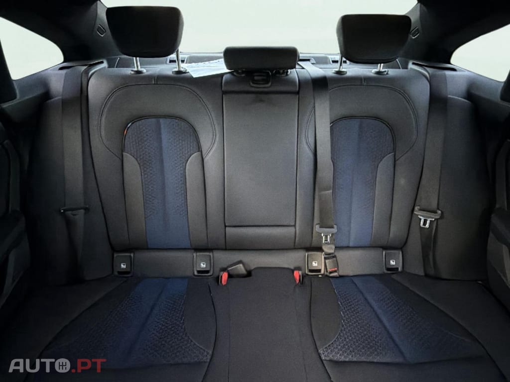 BMW 216 d Pack Desportivo M