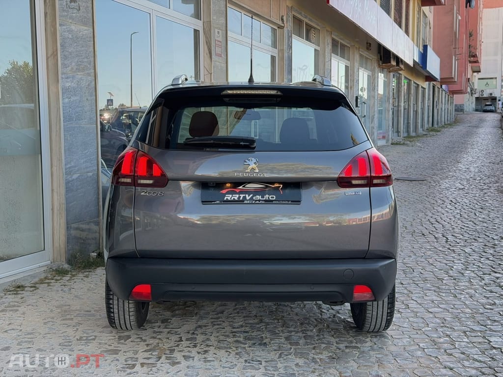 Peugeot 2008 1.6 BlueHDi Style