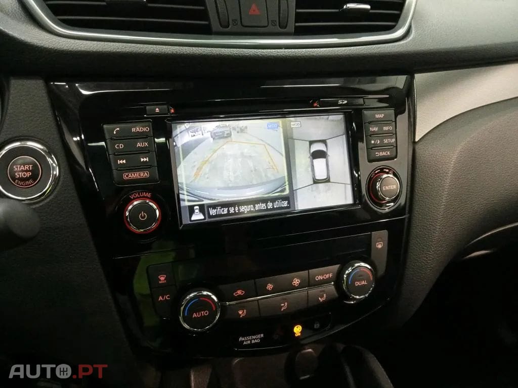 Nissan Qashqai 1.5 dCi N-Connecta