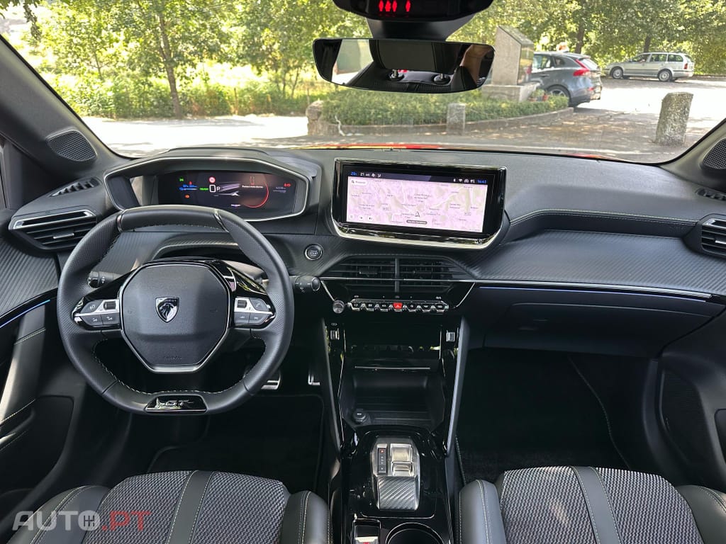 Peugeot E-208 50 kWh GT Pack