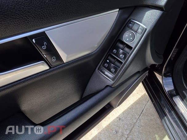 Mercedes-Benz C 200 AVANGARD — fotografia 17