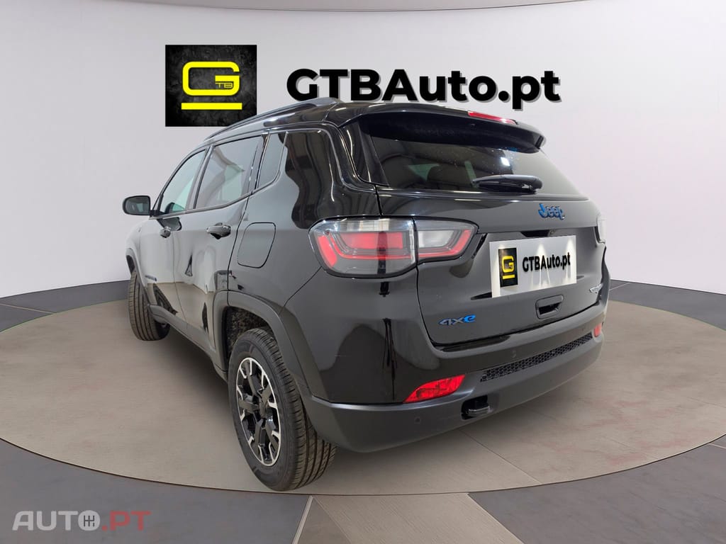 Jeep Compass 1.3i T4 Trailhawk eAWD I.V.A DEDUTIVEL