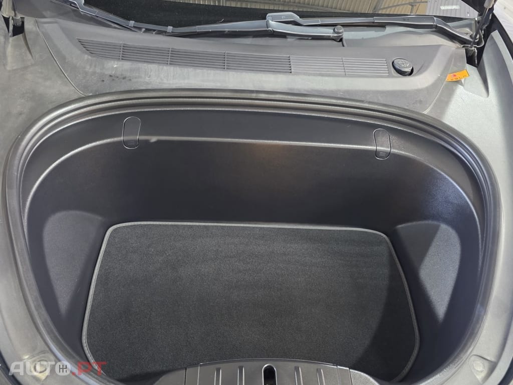 Tesla Model 3 LONG RANGE DUAL MOTOR